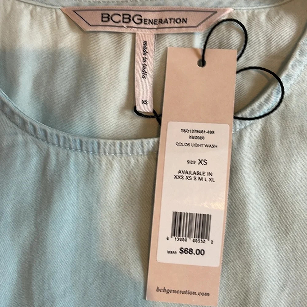 BCBGeneration Ruffle Sleeve Crop Top Light Wash Size XS - Picture 4 of 9